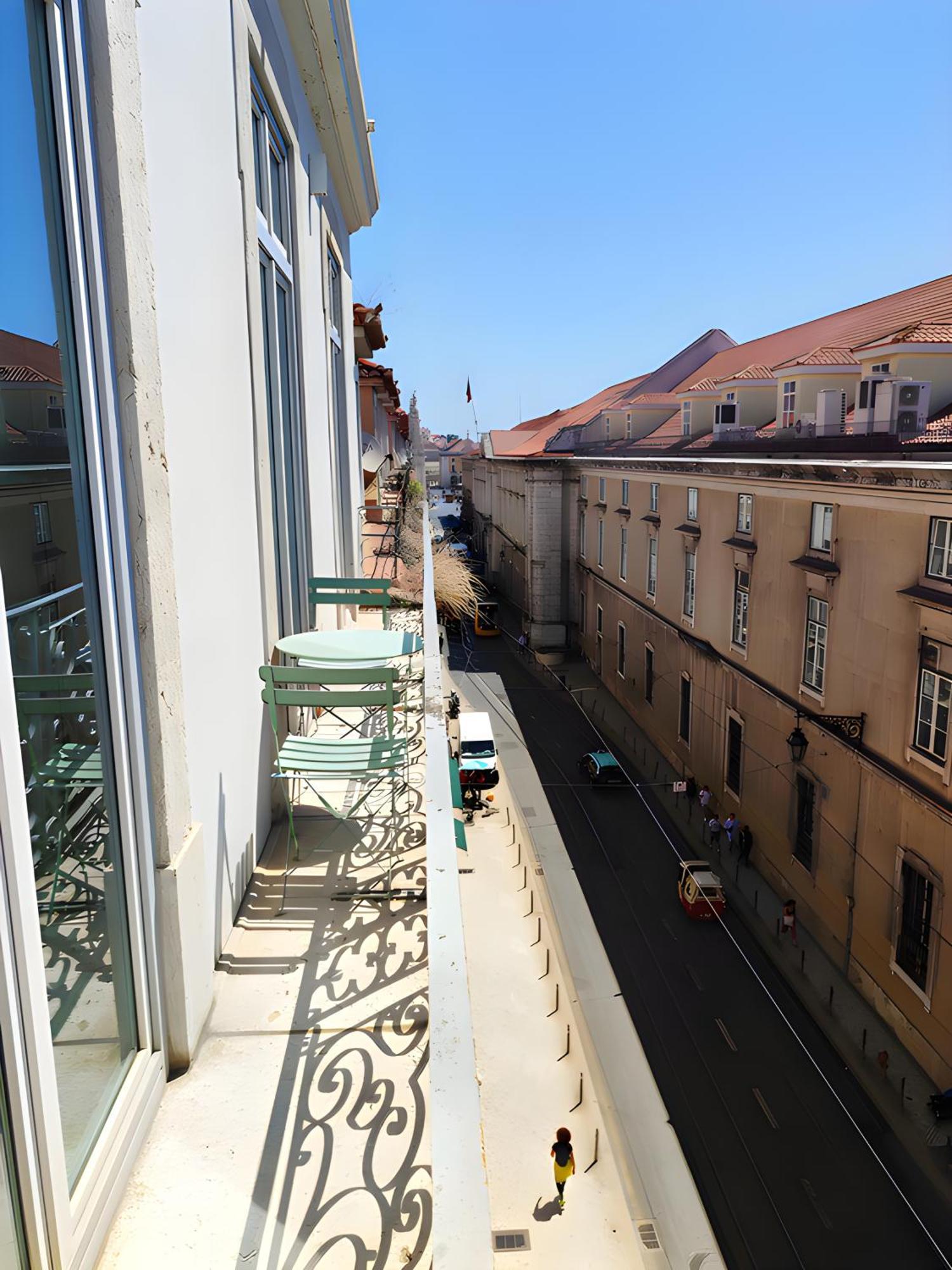 Arsenal 108, Design Apartments - New Light Downtown Chiado And River Lisabona Exterior foto